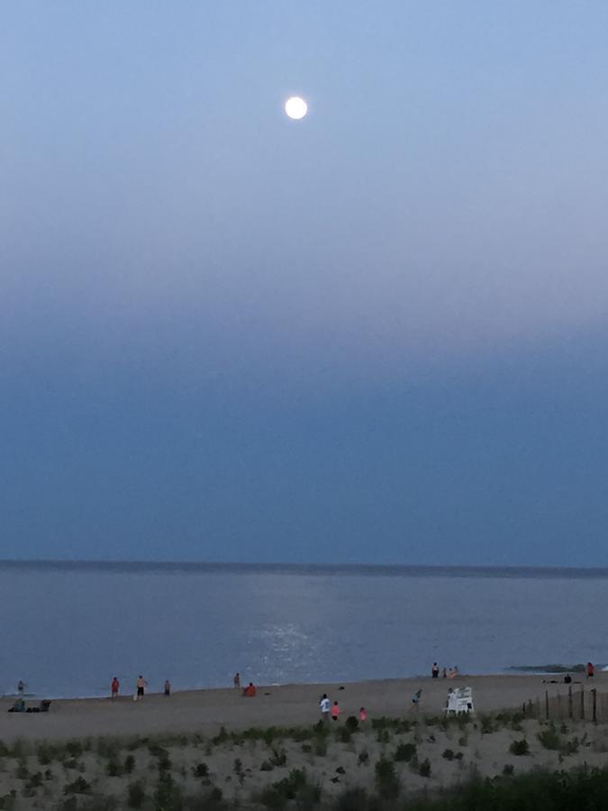 Adams Ocean Front Resort Dewey Beach Exterior photo