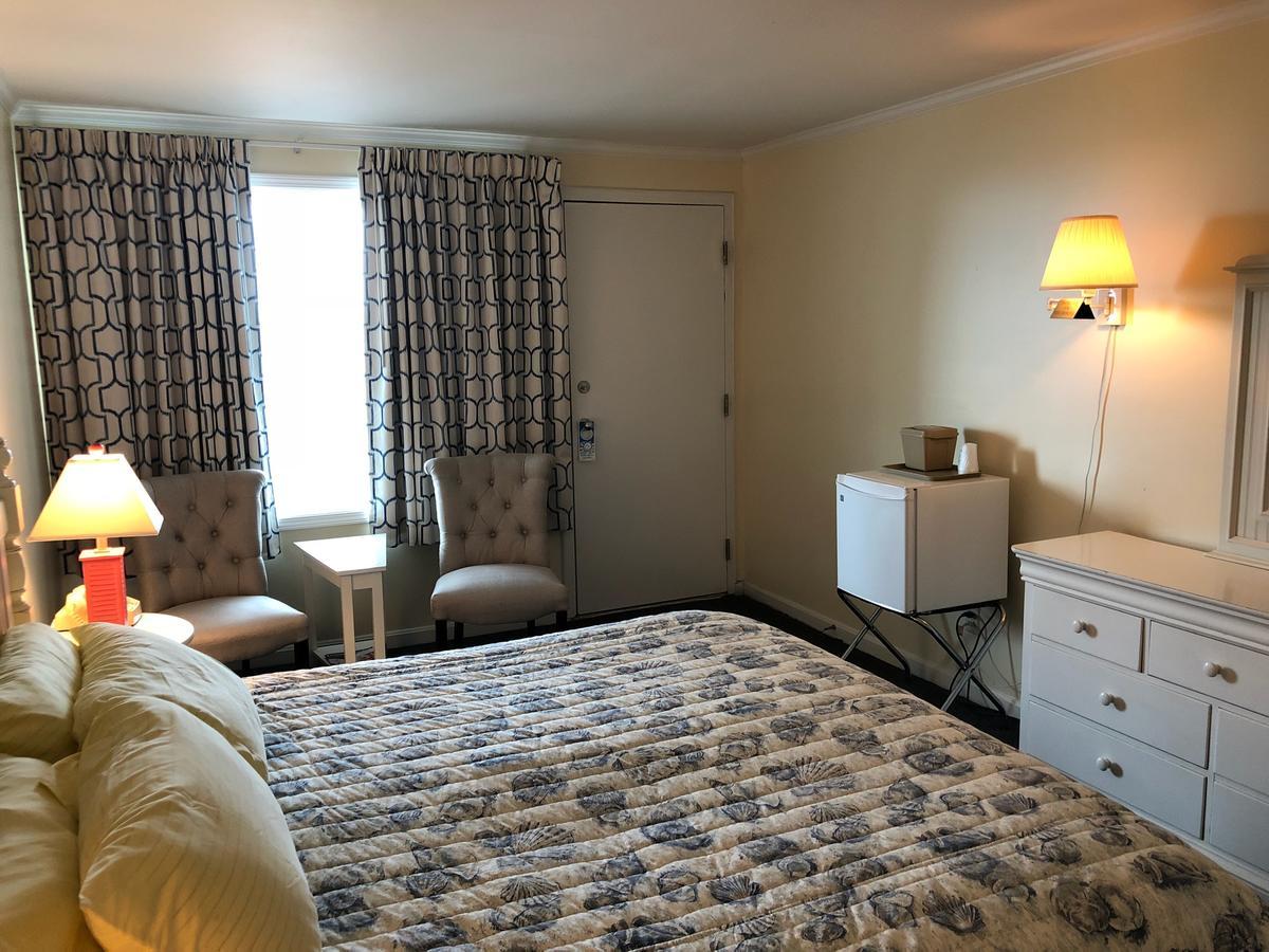 Adams Ocean Front Resort Dewey Beach Exterior photo